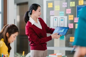 TRAINING MANAJEMEN PEMASARAN DENGAN KONSEP INTEGRATIVE MARKETING
