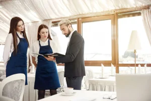 TRAINING CATERING & ACCOMMODATION MANAGEMENT (INCLUDING TABLE MANNER)