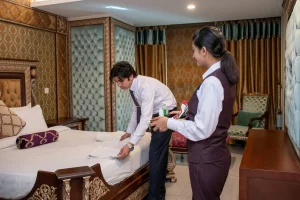 TRAINING COST ACCOUNTING & CONTROL FOR HOTEL & RESTAURANT