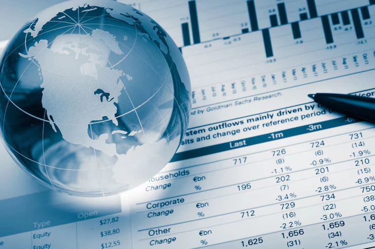 TRAINING FINANCIAL AND BANKING OUTLOOK 2013