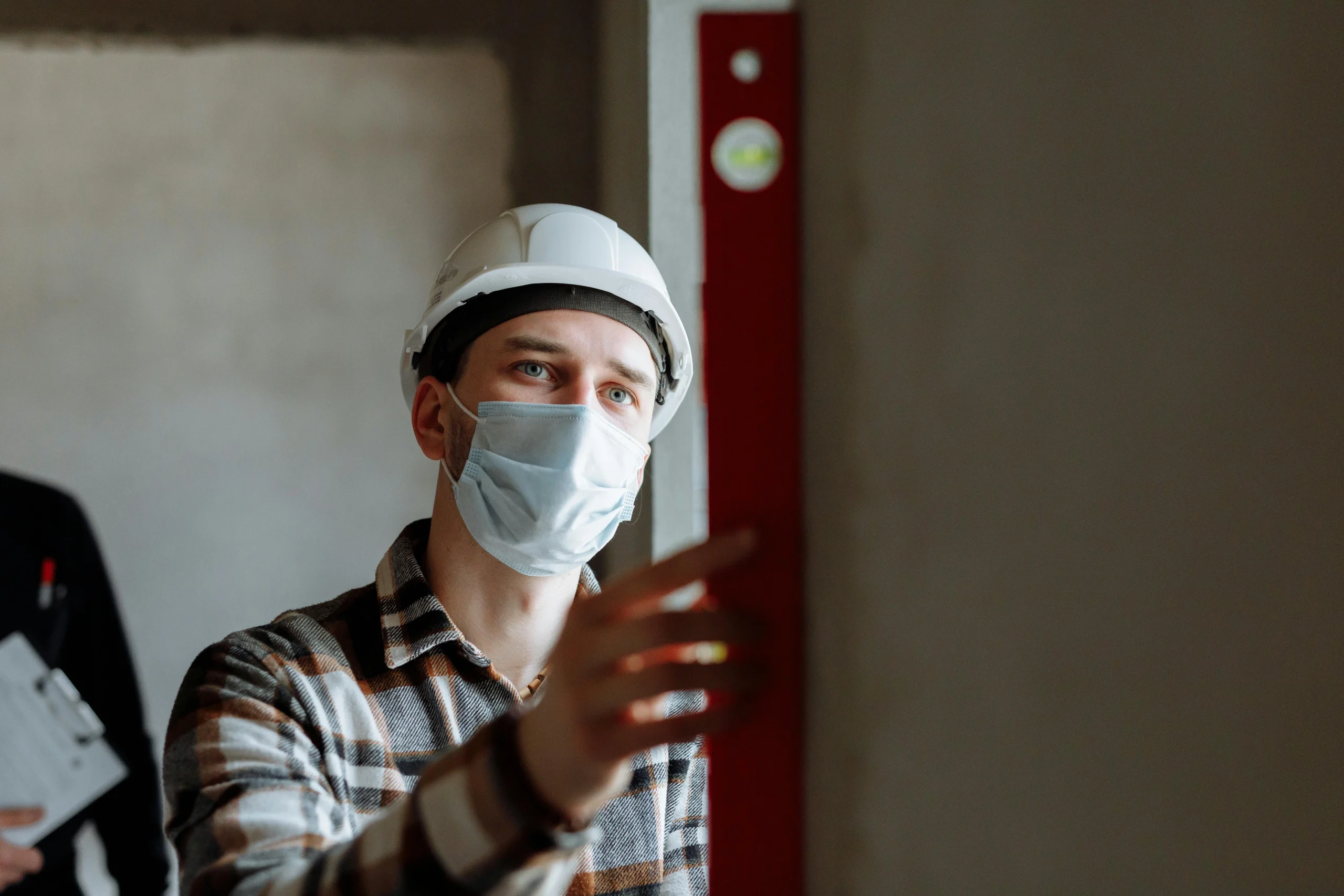 TRAINING HEALTH AND SAFETY AUDITOR BASED ON OHSAS 18001: 2007