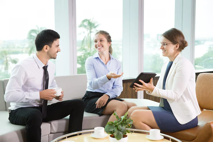 TRAINING IMPROVING MANAGERIAL SKILLS THROUGH COACHING & COUNSELING SKILLS