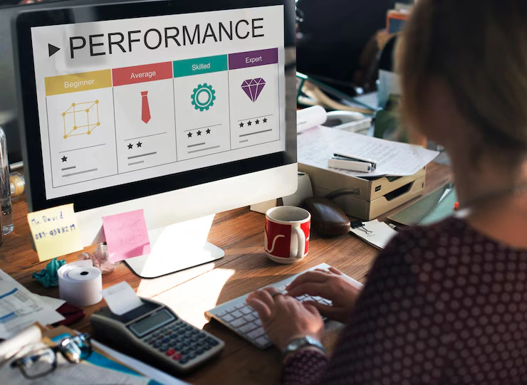 TRAINING KPI FOR EMPLOYEE PERFORMANCE MANAGEMENT
