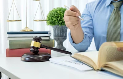 TRAINING LEGAL AUDIT & LEGAL OPINION TRAINING