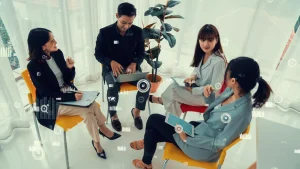 TRAINING MANAGING TALENTED PEOPLE