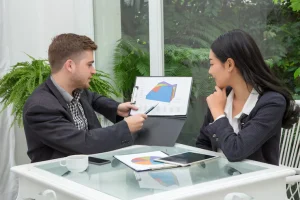 TRAINING MANAGING THE CONVERSATION: PENDEKATAN KOMUNIKASI PEMASARAN YANG LOW BUDGET HIGH IMPACT