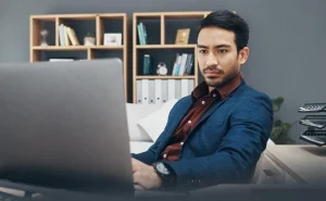 TRAINING MANUSIA DALAM KERJA (MEN IN WORK)