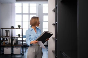 TRAINING MODERN OFFICE MANAGEMENT AND FILING SYSTEM