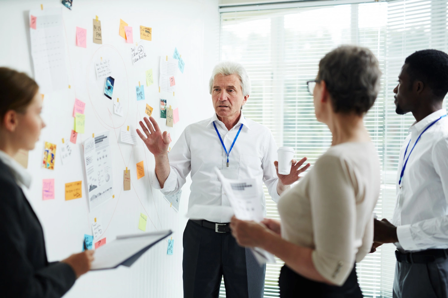 TRAINING LEADERSHIP SKILLS FOR MANAGER
