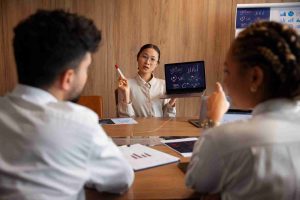 IN HOUSE TRAINING HUMAN RESOURCE ANALYTICS DALAM PENGAMBILAN KEPUTUSAN HR