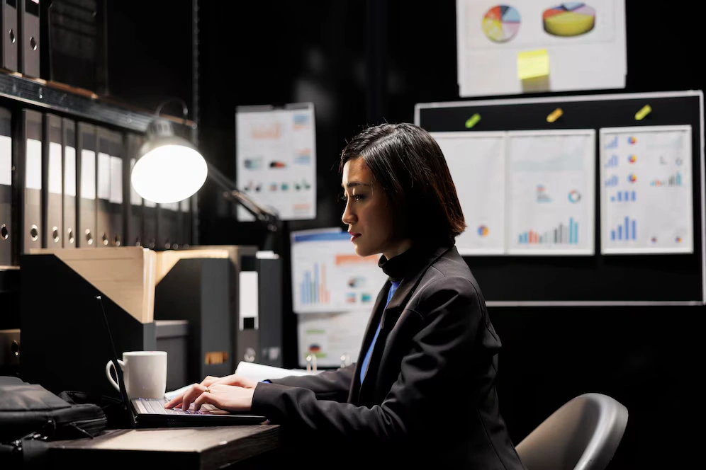 TRAINING MODERN E-FILING SYSTEM AND OFFICE MANAGEMENT