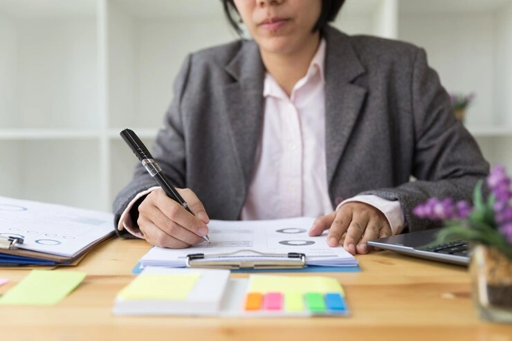 TRAINING DEVELOPING & WRITING EFFECTIVE CORPORATE CREDIT PROPOSAL