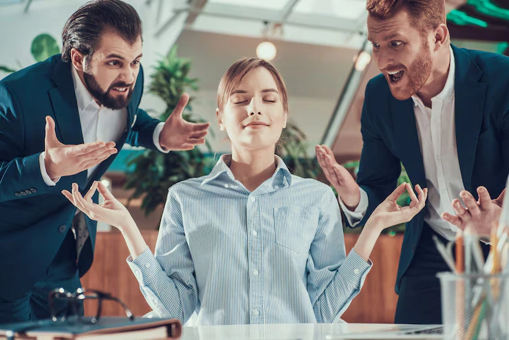 TRAINING EMOTIONAL MANAGEMENT FOR PROFESSIONALS/ LEADERS