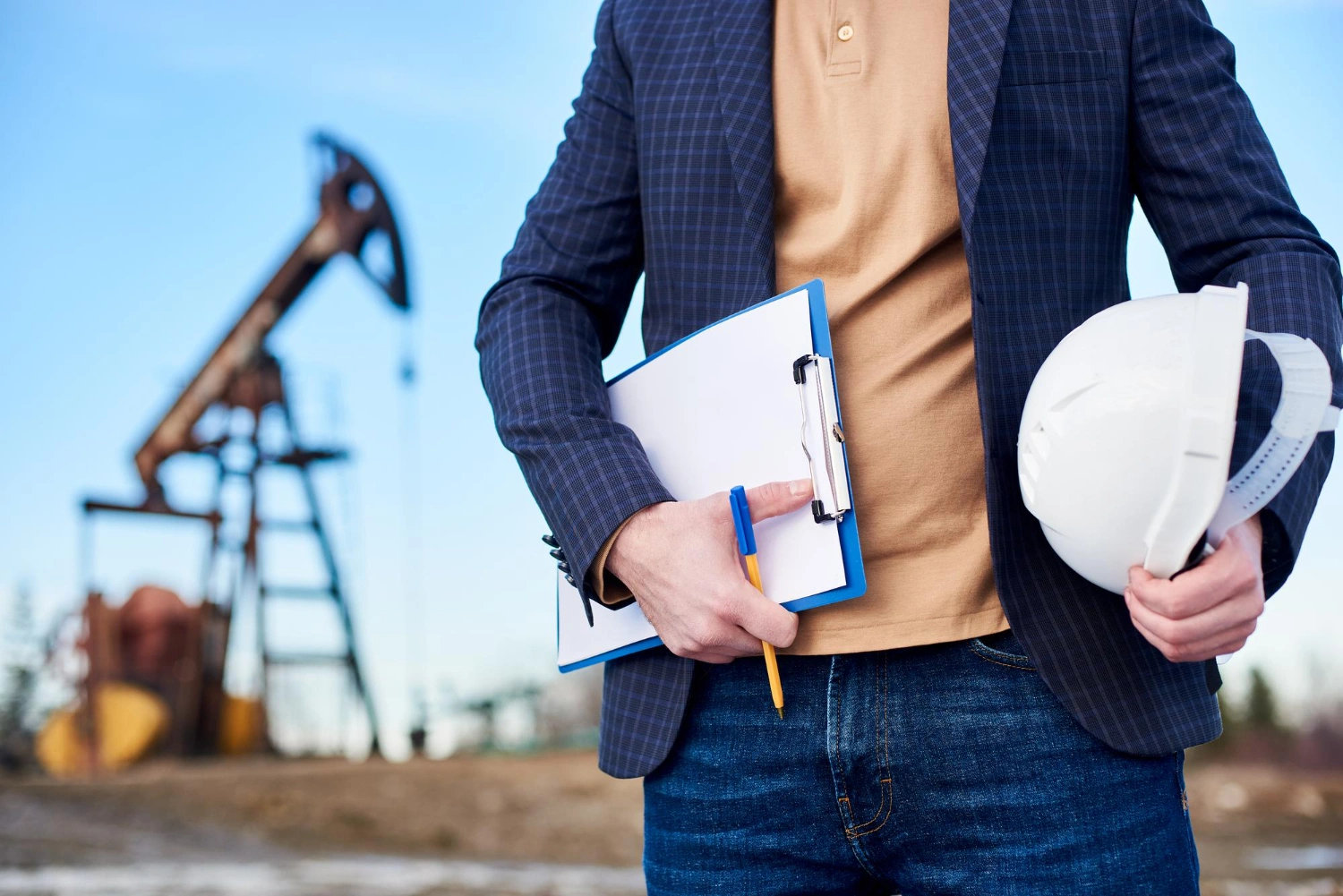TRAINING MINI BUSINESS & ADMINISTRATIONS FOR OIL AND GAS INDUSTRY