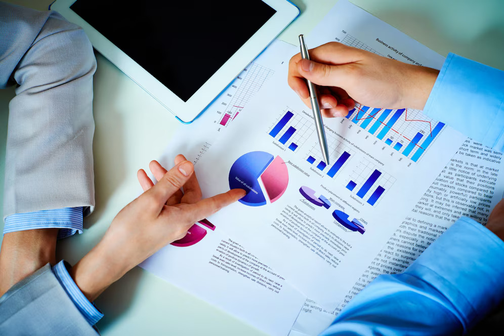 TRAINING FINANCIAL STATEMENTS ANALISYS