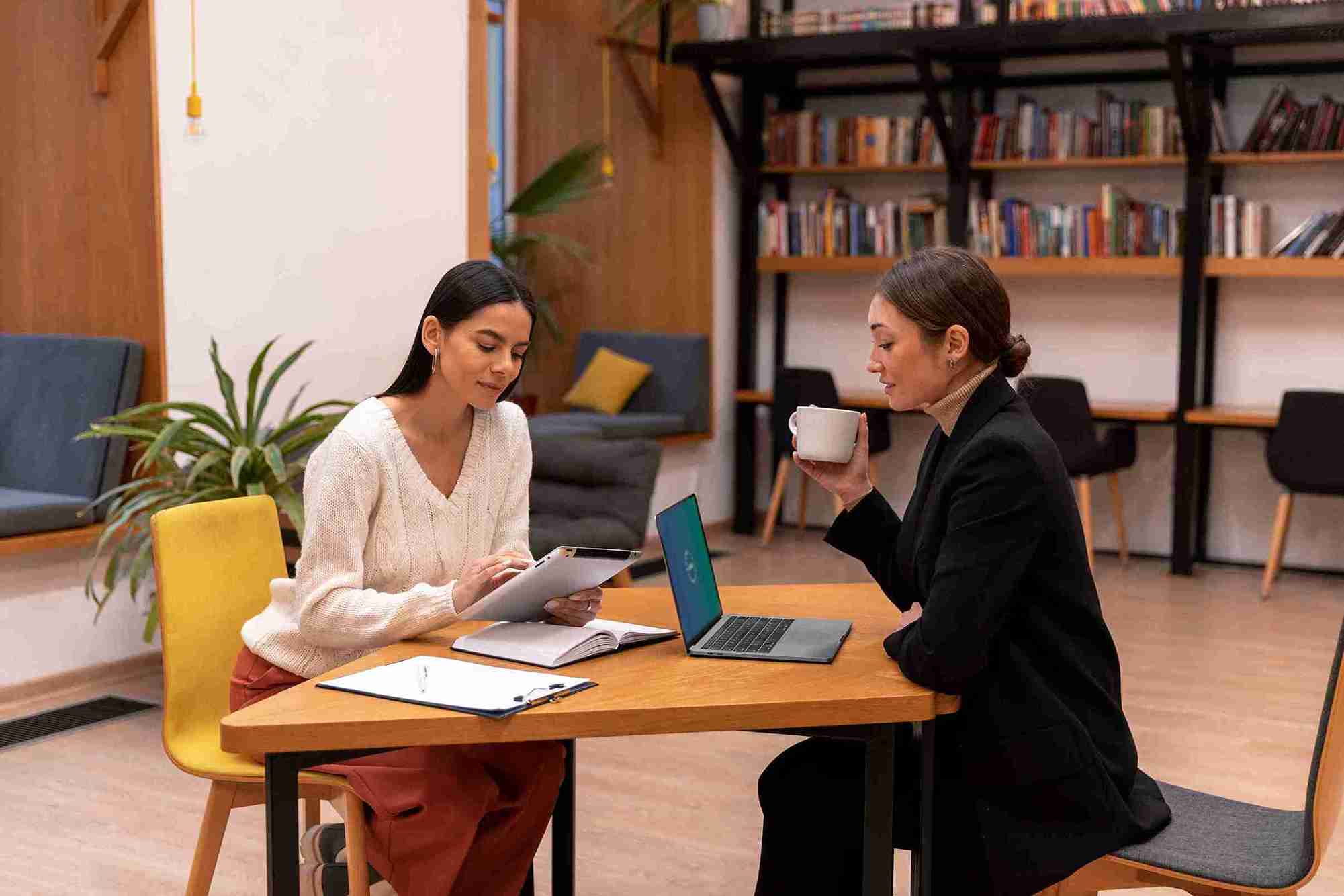 IN HOUSE TRAINING NEGOTIATION SKILLS BAGI PROFESIONAL DAN MANAJER